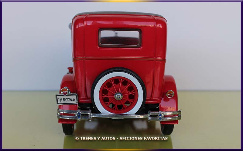 Ford Model A - Motor City Classics 1/18